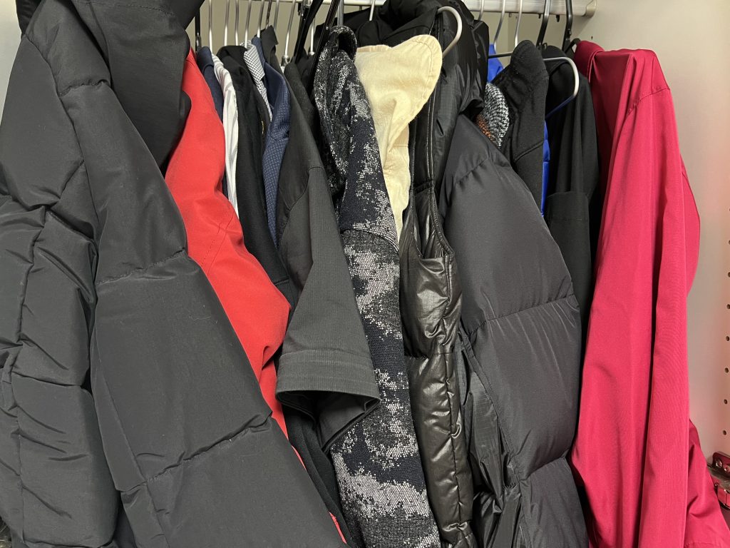 生前整理の洋服です。